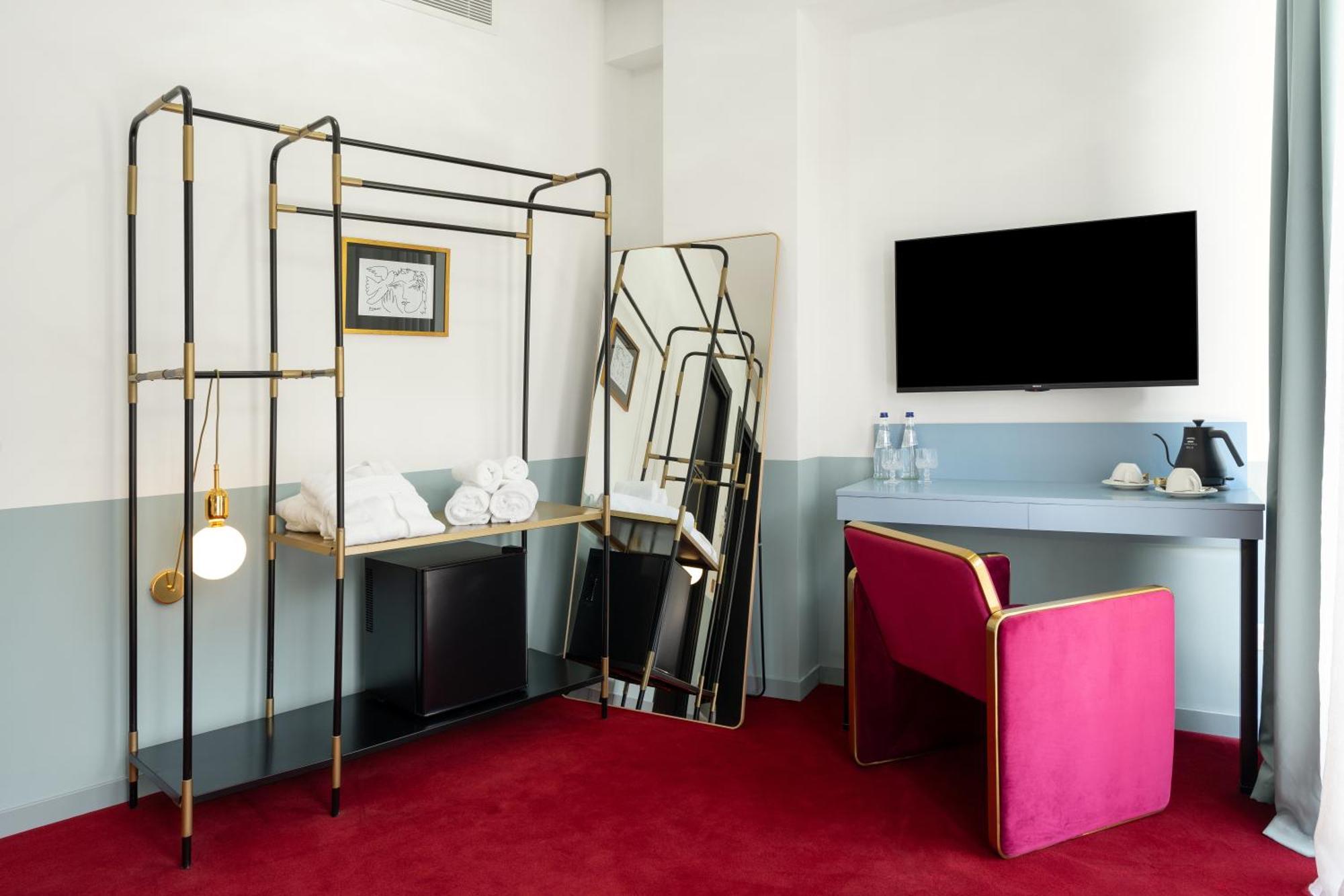 Castor & Pollux Hotel Тбілісі Екстер'єр фото